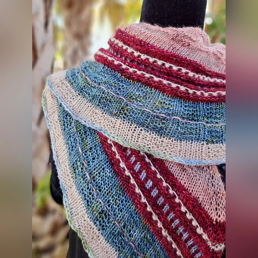 Hand Crafted OOAK Soft Wool Triangular Striped Natural Red Pink Blue Knit Wrap - Picture 9 of 12